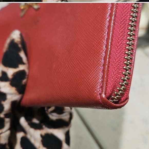 Samantha Thavasa Petit Choice Long Zip Red Wallet Bow GUC - Picture 6 of 9